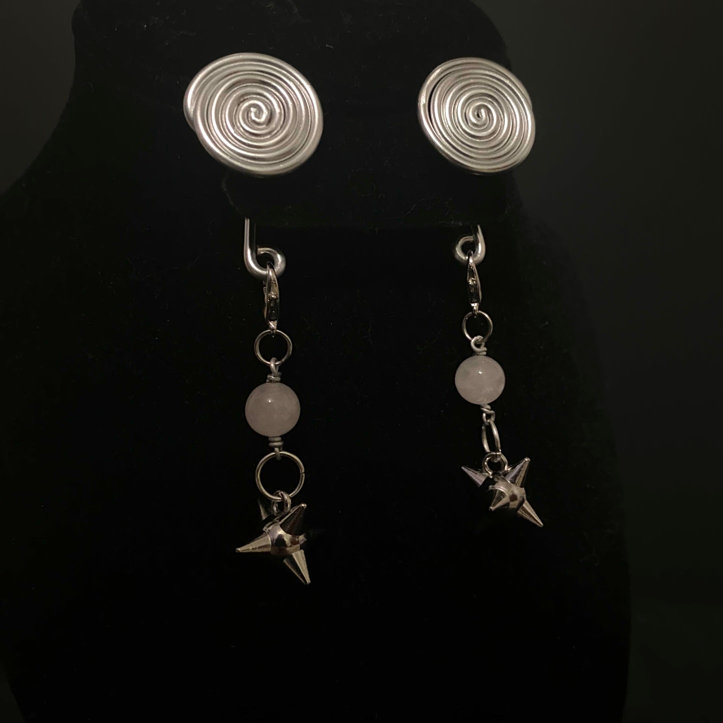 Silver Spiral Gauge Earrings || Mini Spikes
