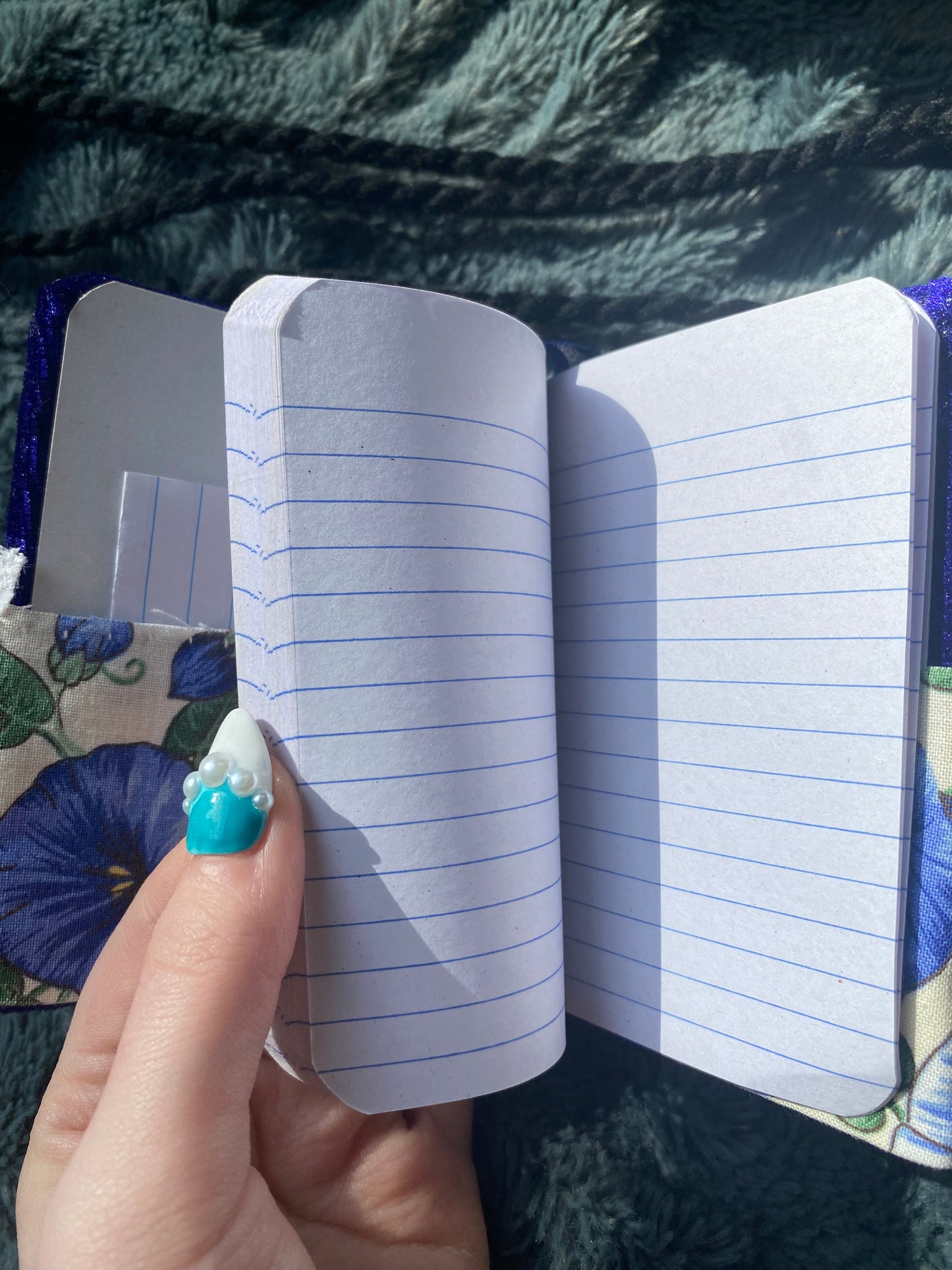 Magic Book || Morning Glories