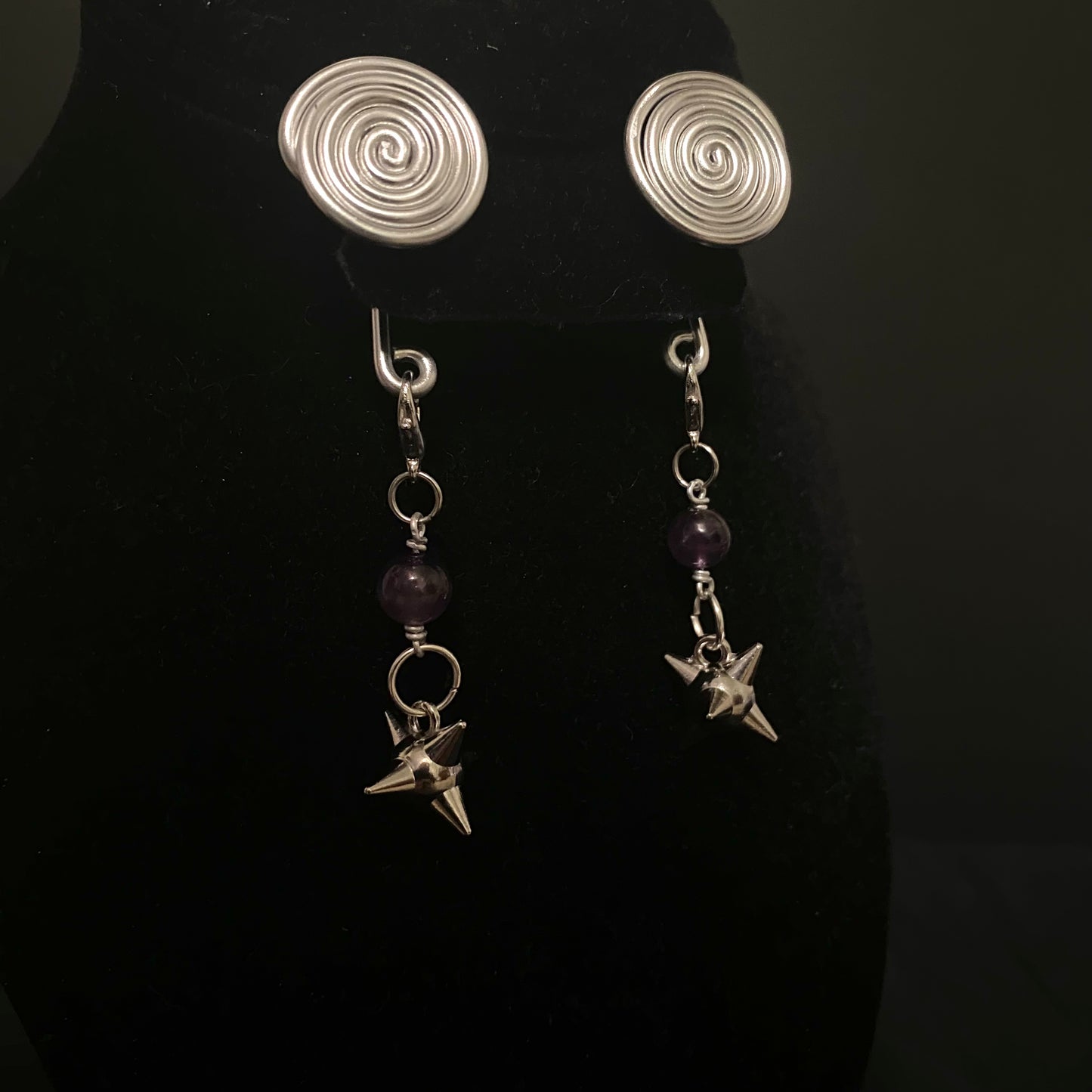 Silver Spiral Gauge Earrings || Mini Spikes