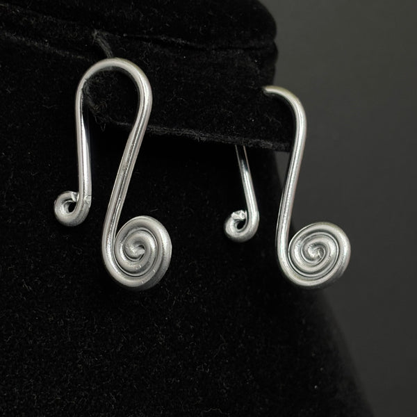 Spiral Horseshoe Hangers