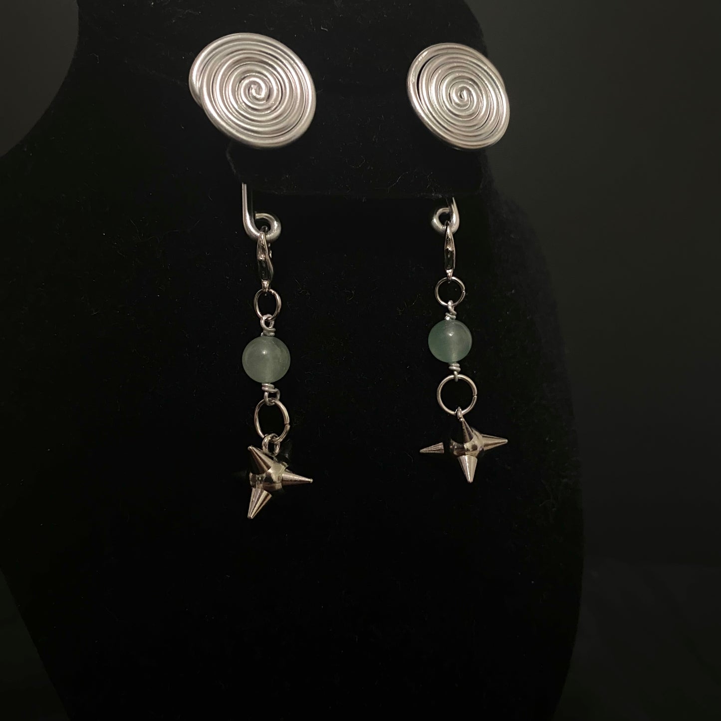 Silver Spiral Gauge Earrings || Mini Spikes