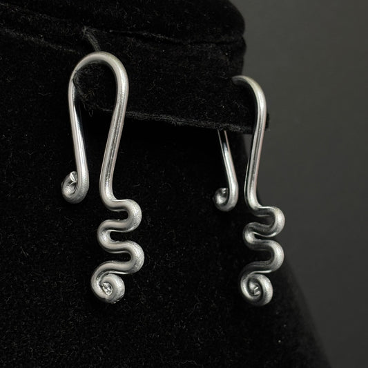 Squiggle Horseshoe Hangers