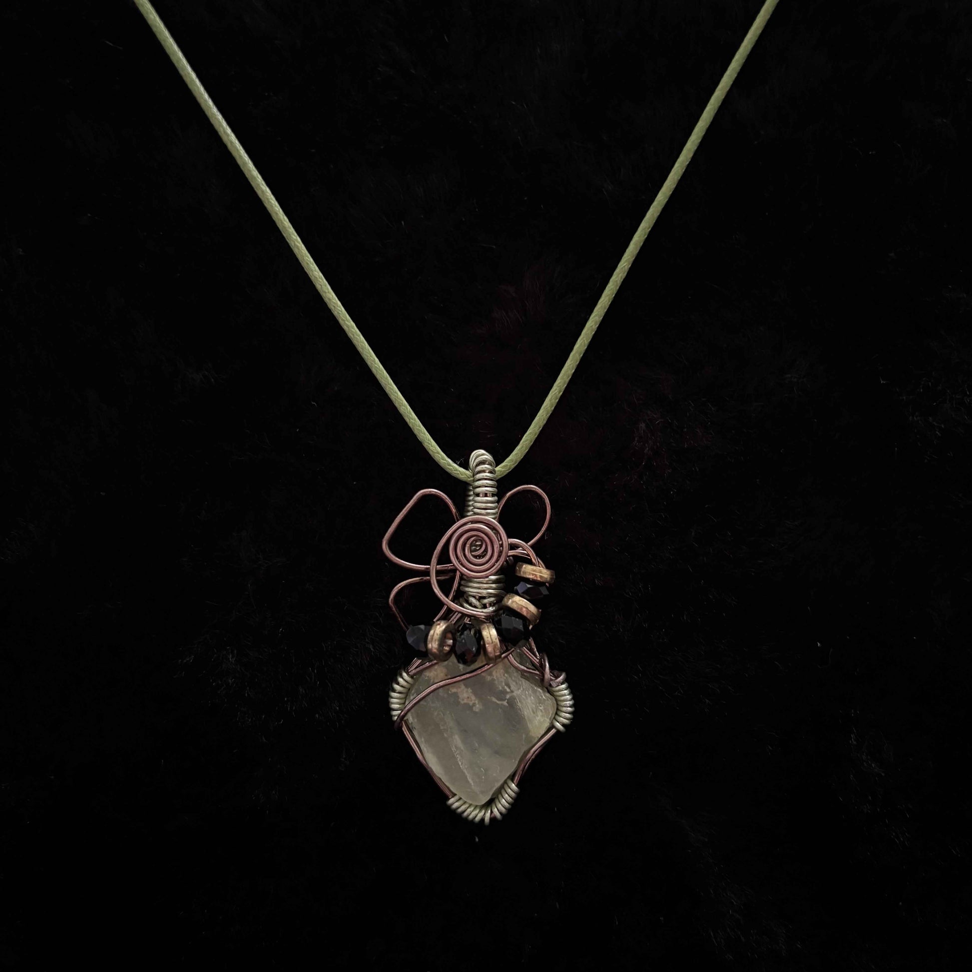 Fluorite Faerie || Wire Wrapped Necklace